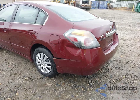 2010 Nissan Altima 2.5 S z USA, uszkodzony, nr VIN 1N4AL2AP3AC168238